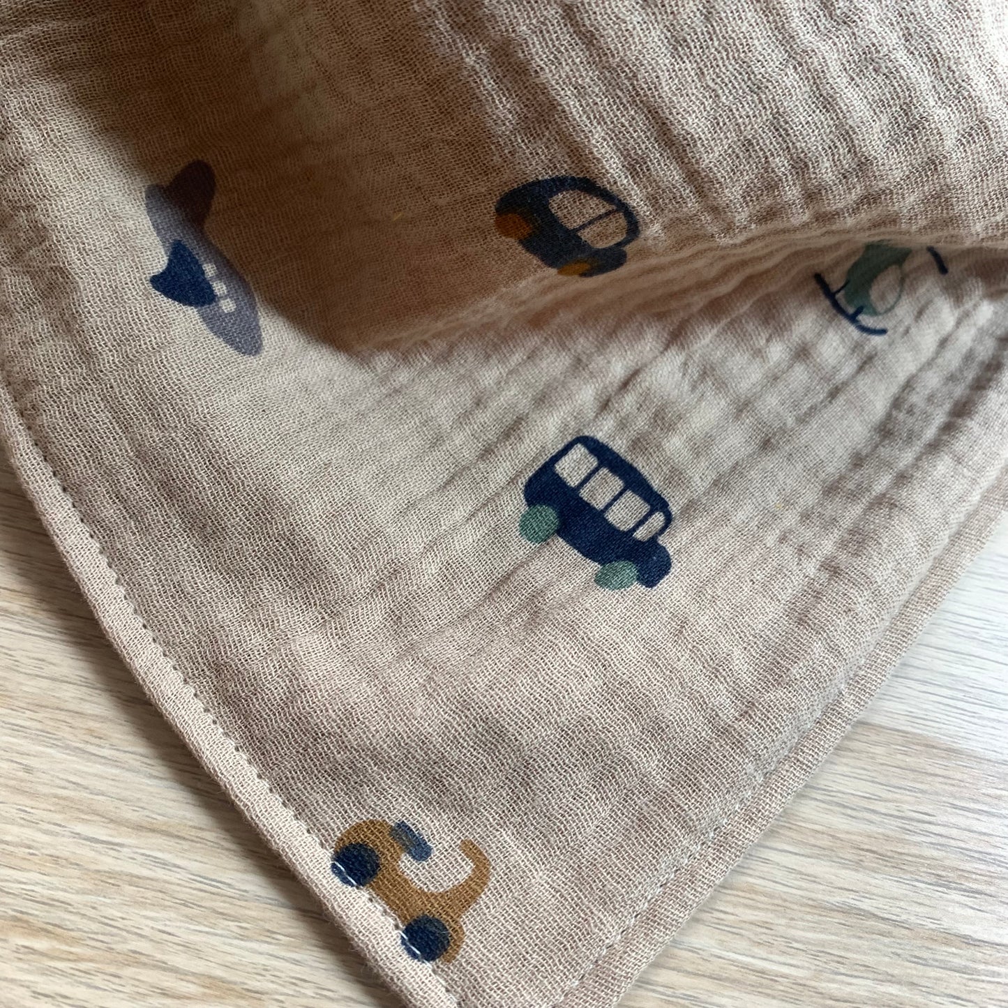 Dreieckstuch "Fahrzeuge"