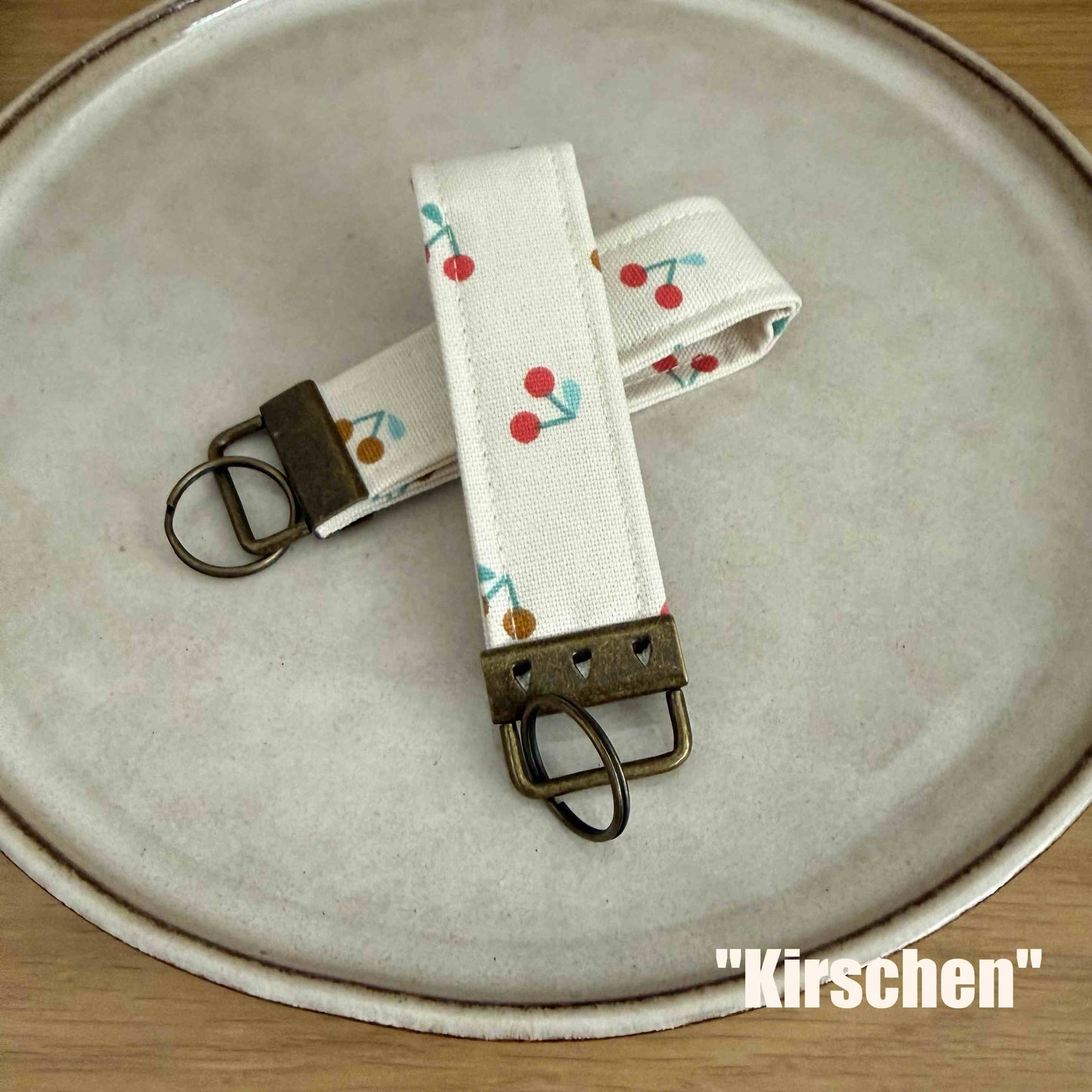 Schlüsselanhänger | kurzes Schlüsselband aus Stoff